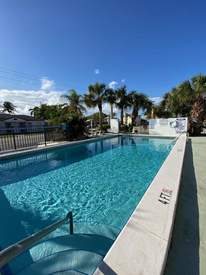 Coral Sands Boutique Lux Studio West Palm Beach Exterior photo